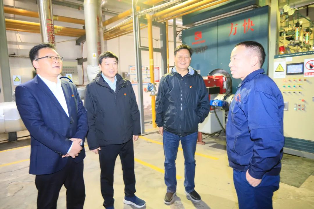 新春慰問送關(guān)懷——集團(tuán)黨委書記、董事長(zhǎng)慰問春節(jié)期間堅(jiān)守崗位的一線職工