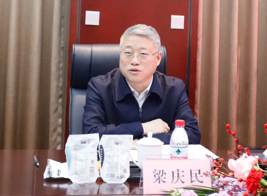 新年開新局 合作促發(fā)展丨佳木斯市委常委、副市長閆志剛一行蒞臨花花牛乳業(yè)集團及佳田企業(yè)考察座談