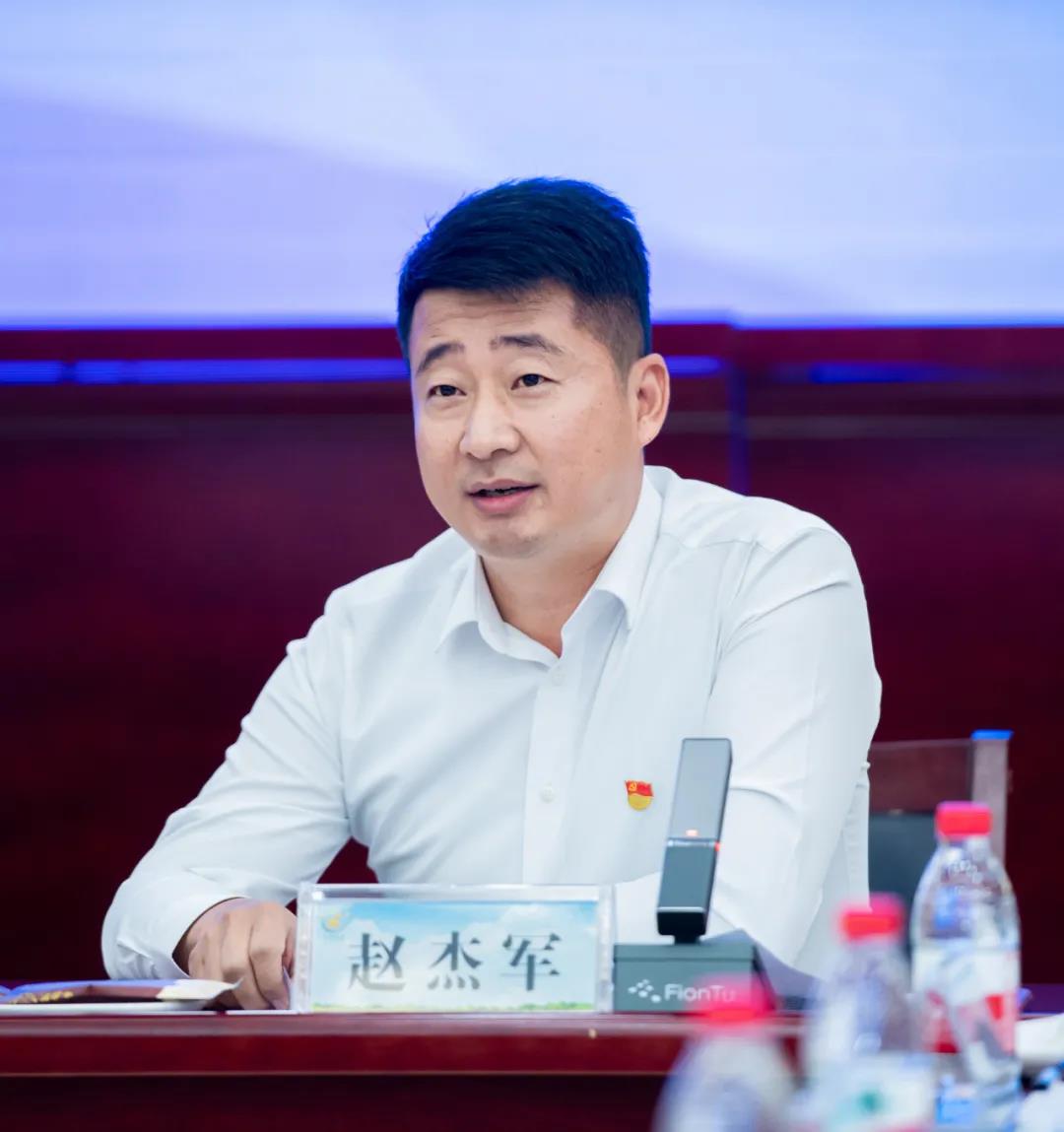 花花牛| 蘭考縣人民政府與蒙牛、花花牛達成戰(zhàn)略合作 助力河南奶業(yè)高質(zhì)量發(fā)展