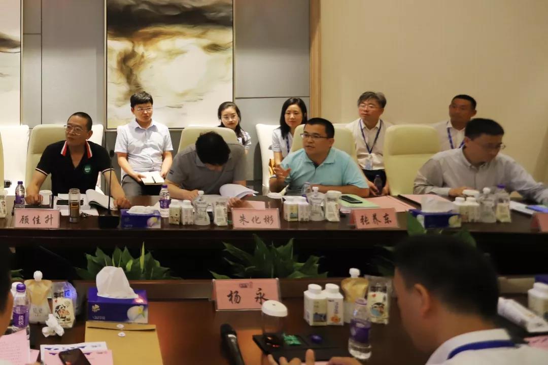 河南首家！花花牛乳業(yè)集團通過優(yōu)質乳工程驗收