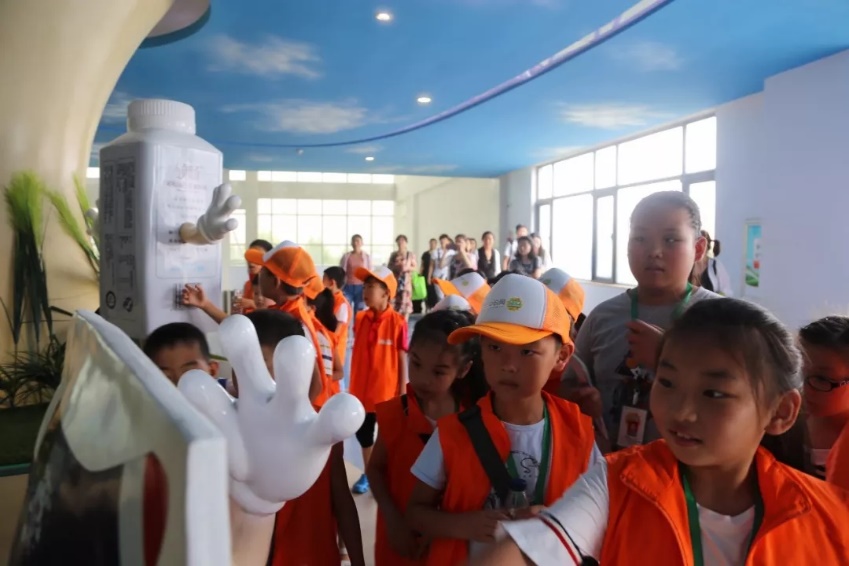 花花牛落實食品安全企業(yè)主體責任 積極踐行振興中國奶業(yè)