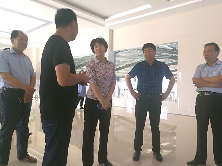 駐馬店市委常委、統(tǒng)戰(zhàn)部長姚新文 蒞臨花花牛乳業(yè)集團總部調(diào)研